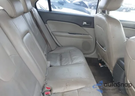 2010 Ford Fusion Sel z USA, uszkodzony, nr VIN 3FAHP0JAXAR357456